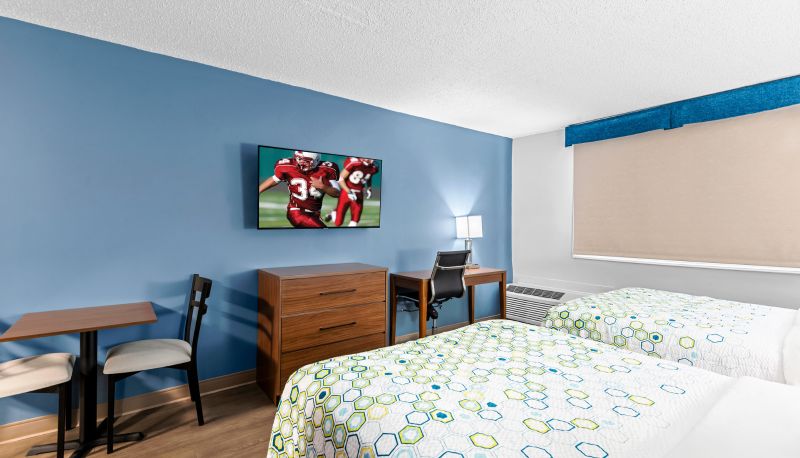 Room - HomeTowne Studios & Conference Center Cortland