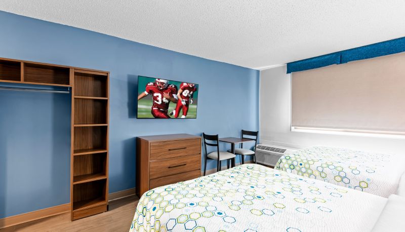 Room - HomeTowne Studios & Conference Center Cortland