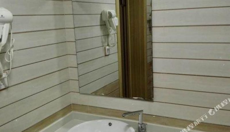 Chambre - Yanji Ruifeng Hotel