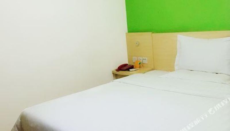 Zimmer - 7 days hotel(yibin park town central store)