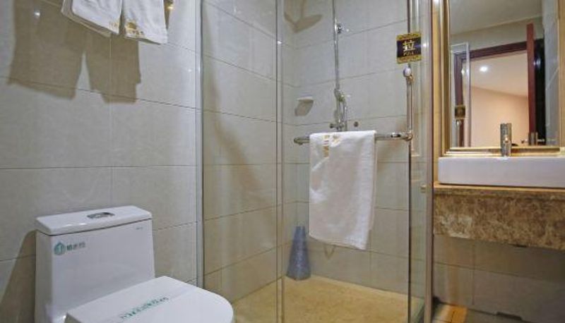 Chambre - Sunshine Holiday Hotel