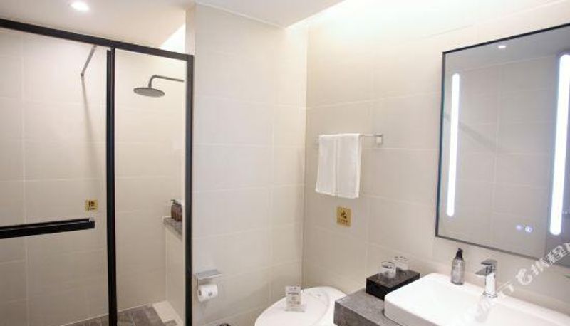 Camera - Home Inn (Xuzhou Tongshan Wanda Plaza Store)