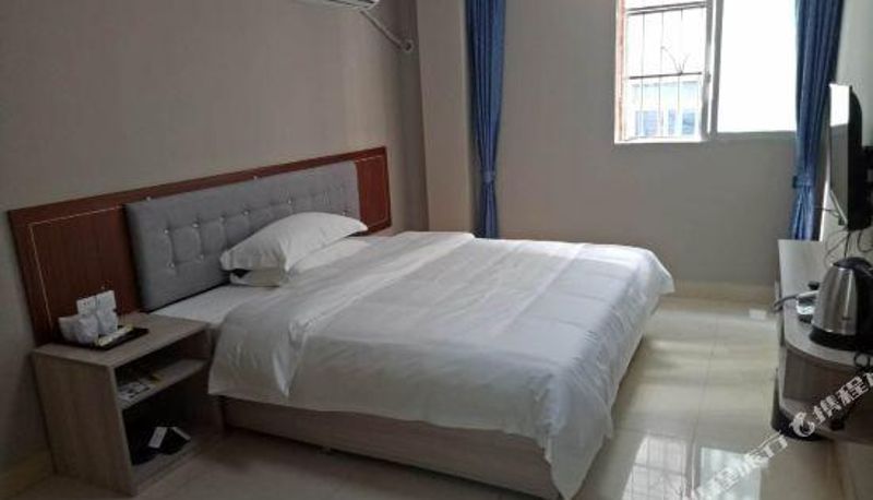 Zimmer - Yuanzhou Yuji Hotel