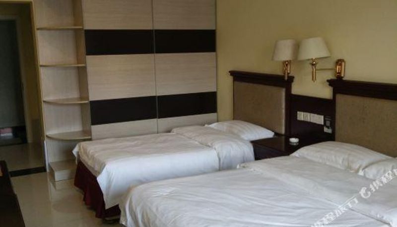 Chambre Familiale - Optimism Hotel (Weihai Government)