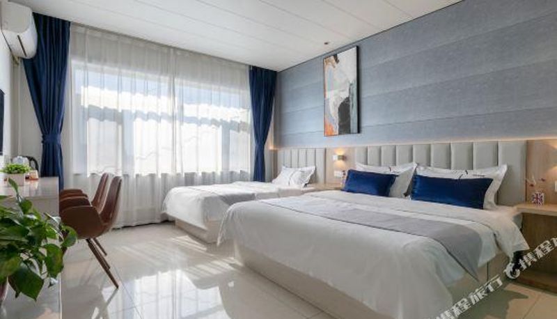 Habitación familiar - Tuyue Hotel