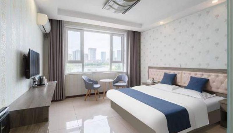Camera - Starlight Express Hotel (Weihai Wendeng Bus Station)