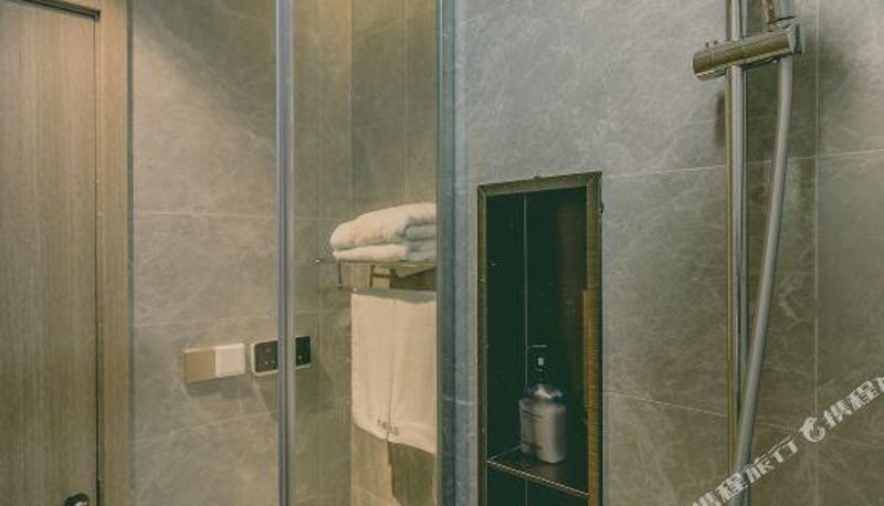 Pokój - Xisilai Jiangjing Hotel (Wuhan Greenland International Financial City Branch)