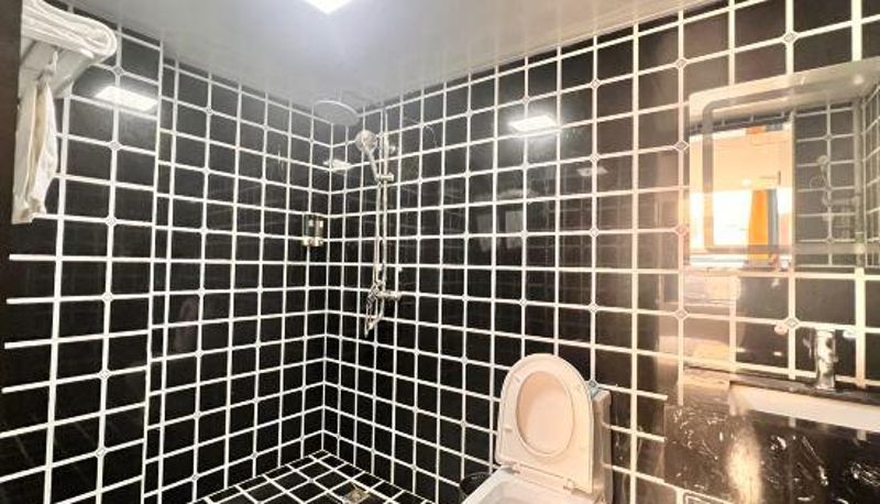 Camera business - Empty Cup Hotel (Xudong Subway Station Sales Pinmao Branch)