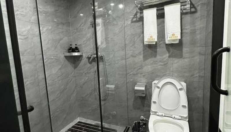 Camera - Huayue Intelligent Hotel (Wuhan Donghu Comprehensive Free Trade Zone Guanggu 3rd Road Branch)