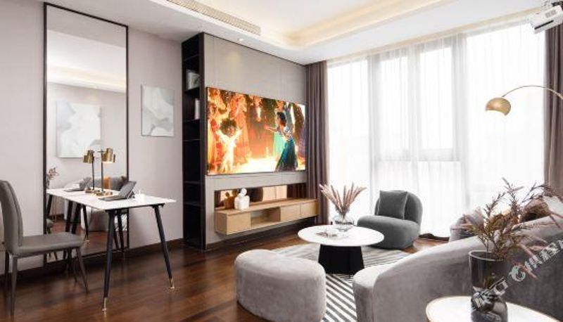 Room with river view - White Deer Apartment Hotel (Wuhan Greenland International Financial City store)