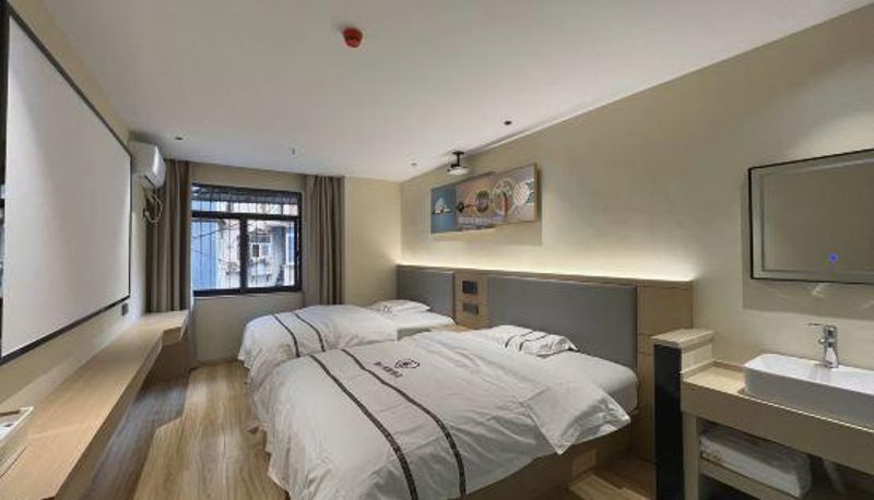 Interior view - Manxin Intelligent Hotel (Jianghan Road Pedestrian Street Branch)