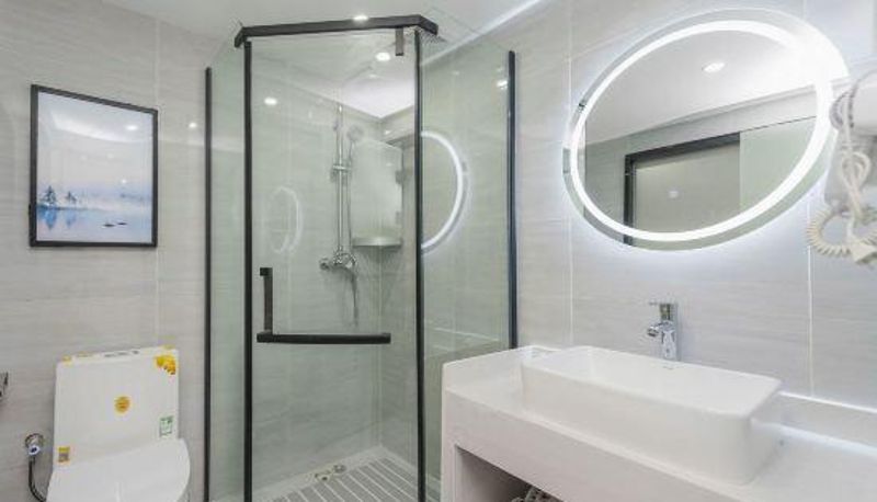 Zimmer - Xileite Hotel (Wuchang University of Technology Intercity Railway Miaoshan Station)