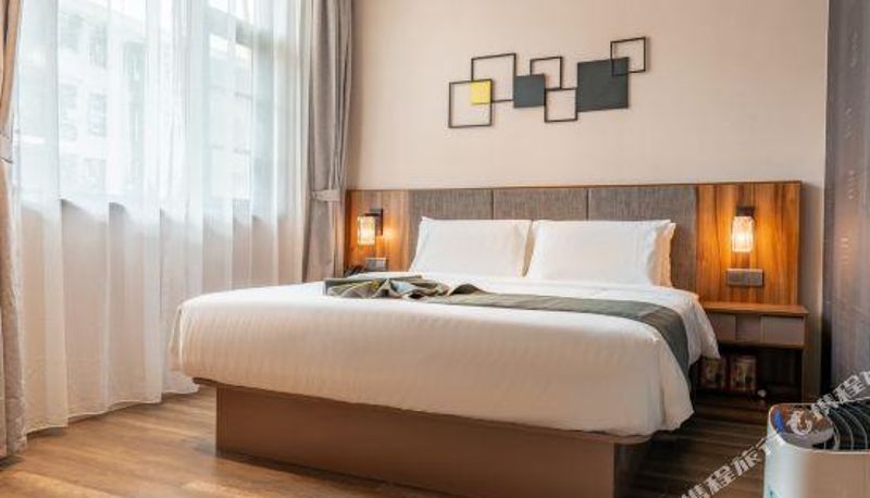 Zimmer - Home Inn Select Hotel (Wuhan Yellow Crane Tower Branch)
