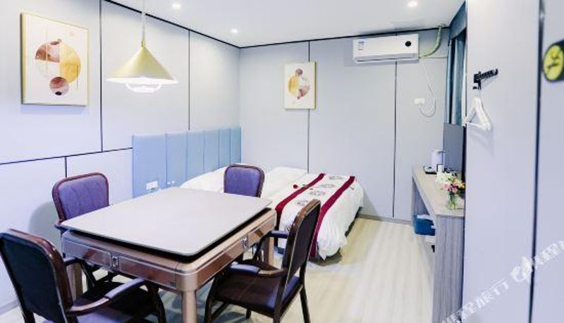 Camera - Wutong Youxuan Cinema Hotel (Zhongnan Road fujiapo Branch)