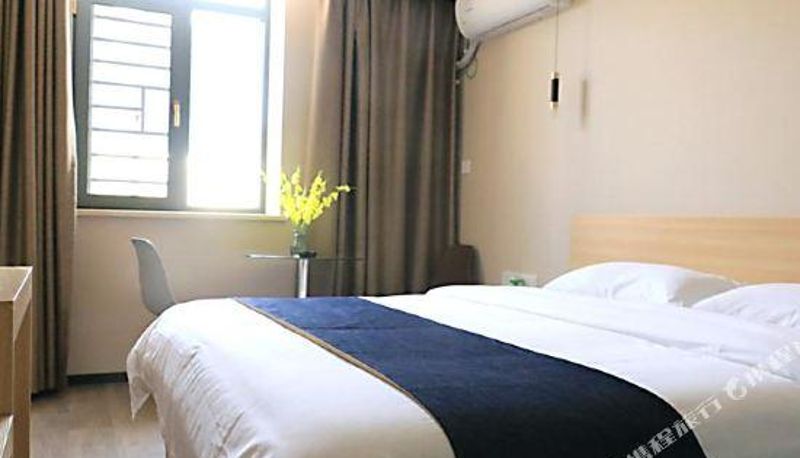 Zimmer - Wanzhanxing Hotel
