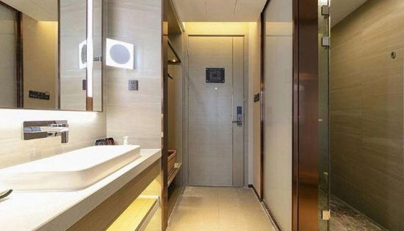 Camera business - Yu Feng Hotel (Wuhan Guanggu Three Roads Shop)