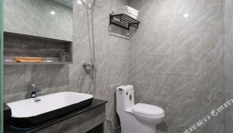 Business-Zimmer - Sanhao Holiday Hotel (Wuhan Nanshan Optics Valley Free Trade Port Foxconn Technology Park Branch)