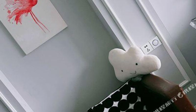 Zimmer - First View Apartment (Wuhan Hanfei Youth City)