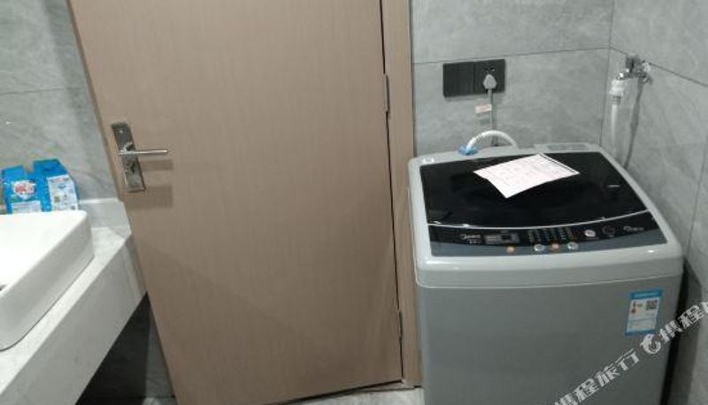 Innenbreich - Wuhan Business College) Portman Hotel (Foxconn Science Park