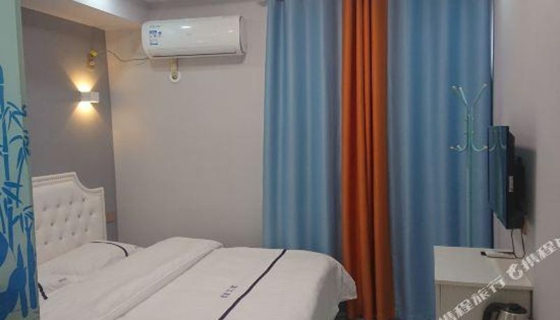 Camera - Bright and Beautiful Apartment in Wuhan