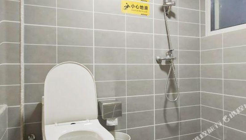 Zimmer - Wuhan Rongshu Design Hotel (Jianghan Road Pedestrian Street Store)