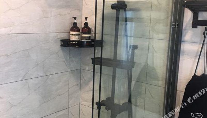 Innenbreich - Xiwei Apartment Hotel (Wuhan Happy Valley Branch)