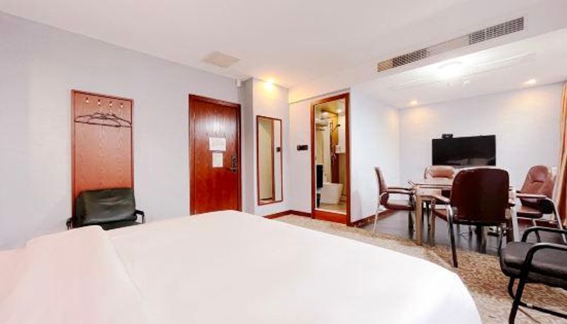 Camera business - Nongcoffee Holiday Hotel (Wuhan University Yuanluguang Grain Lianggang Branch)