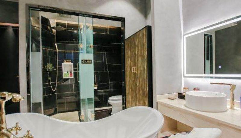 Camera - Wuhan Ihow International Hotel