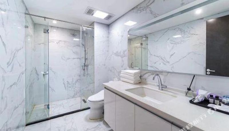 Zimmer - Wuhan Orange Apartment (Wuhan ICC Huanmao Center Branch)