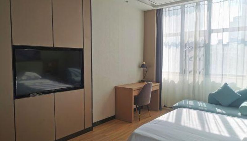Habitación familiar - New Beacon Lang Yi Hotel (Wuhan Huanghelou Music Academy Store)