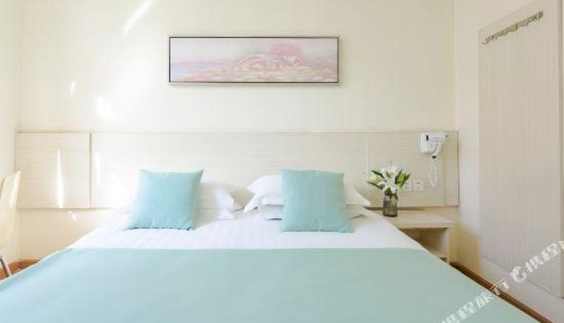 Business-Zimmer - Light Stay · Qitianle Hotel (Wuhan Happy Valley Wuhan Station Store)
