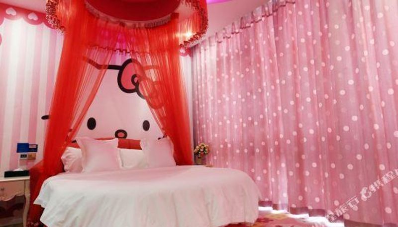 Zimmer - World Trade Jinxiu Changjiang Branch) Wuhan Venus Honey Language Theme Hotel (Maying Road Subway Station