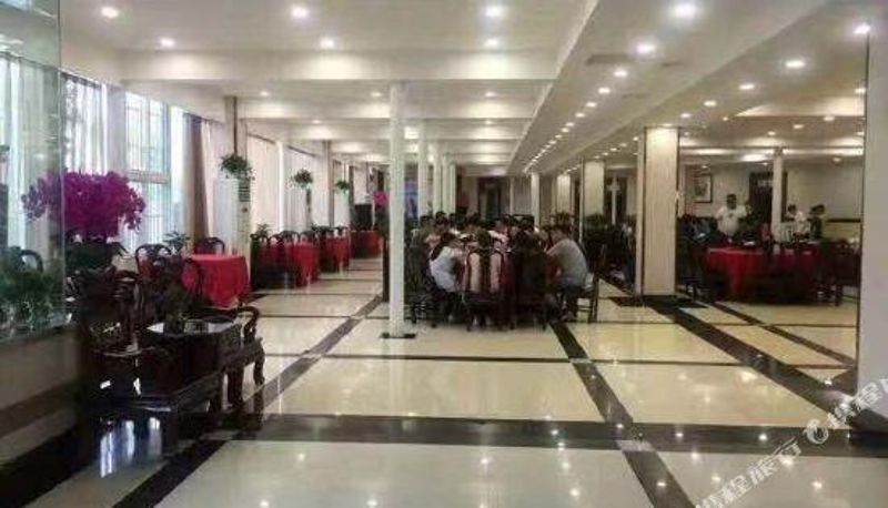 Vista interna - Mengtianhu East Lake Hotel