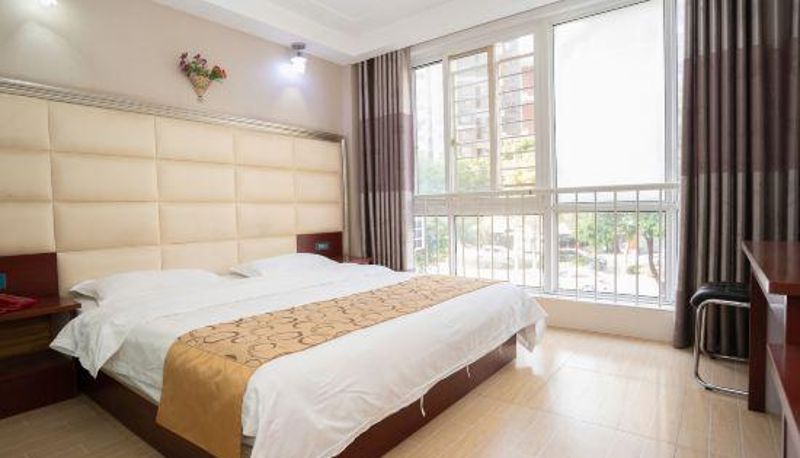 Zimmer - Wuhan Diamond 6+1 Hotel