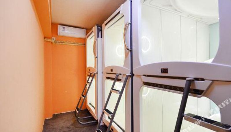 Vista interna - Zhumengzhe Capsule Hostel