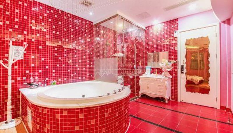 Zimmer - Poetry Theme Hotel (Wuhan Lingjiaohu Wanda)