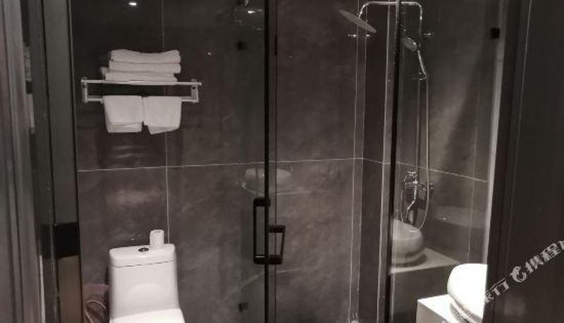 Zimmer - Manyun Select Hotel (Wuhan Jianghan Road Pedestrian Street Store)