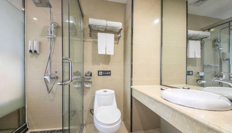 Zimmer - Borrman Hotel (Wuhan Yangluo subwaystation deepwater port store)