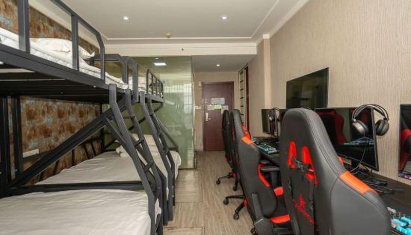 Camera - One House Cinema Hotel (Hubei Institute of Economics)