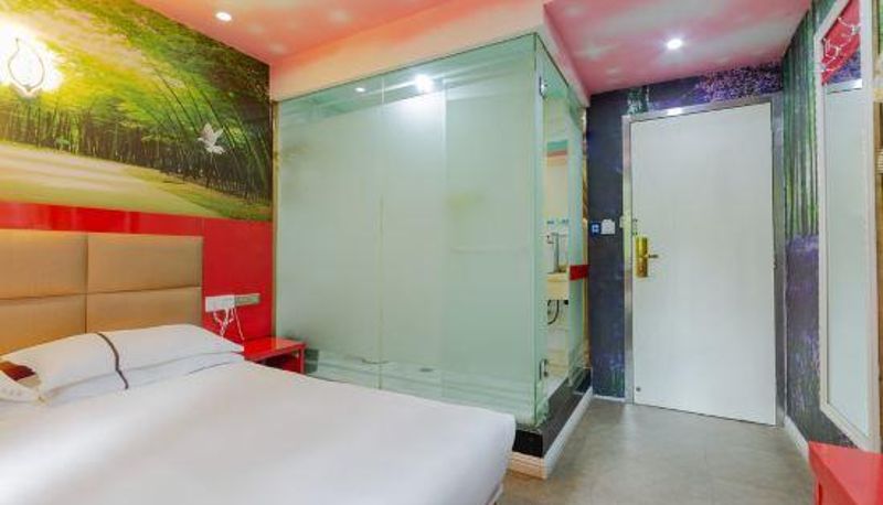 Widok wnętrza - Wuhan Yimeng Theme Hotel (Optics Valley Plaza Central South University for Nationalities Branch)