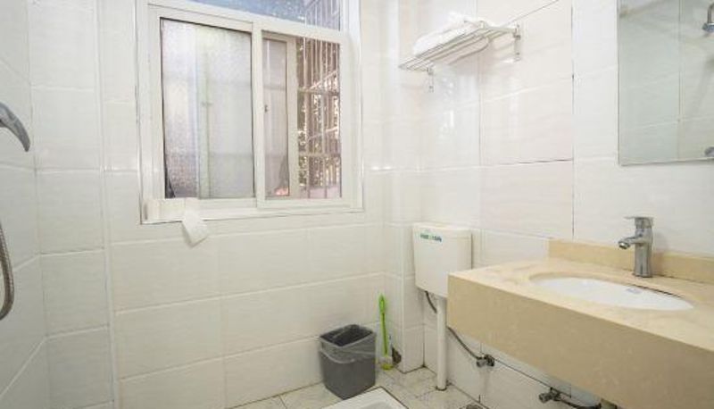 Camera - Hongri Hotel (Wuhan Jiangsheng Road)