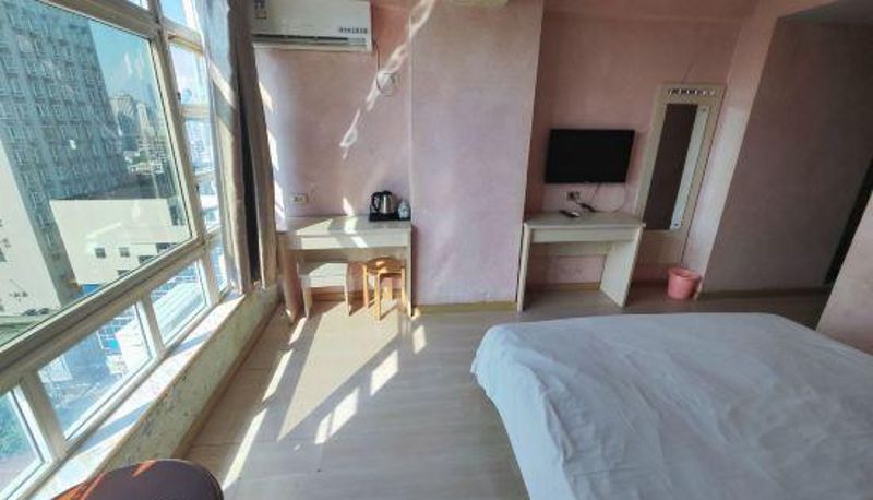 Camera - Yudong Hotel (Wuhan Liuduqiao Subway Station)