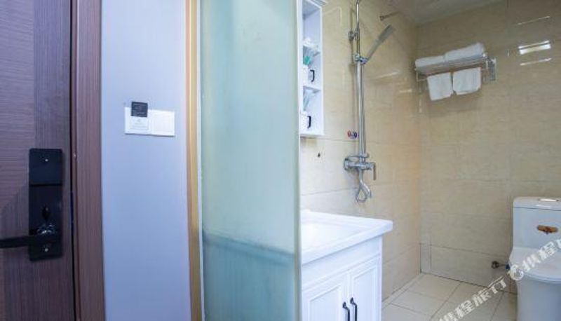 Camera business - Wuhan Yunqi Fashion Hotel (Donghu Branch)