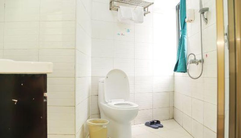 Zimmer - Wuhan Le Shange Hotel (Zongguan Metro Station Wal-Mart Store)
