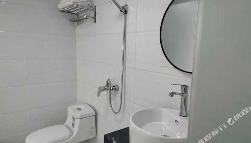 Zimmer - Wuhan Wangjiawan Subway Station) Fu Da Business Hotel (Dayang Department Store