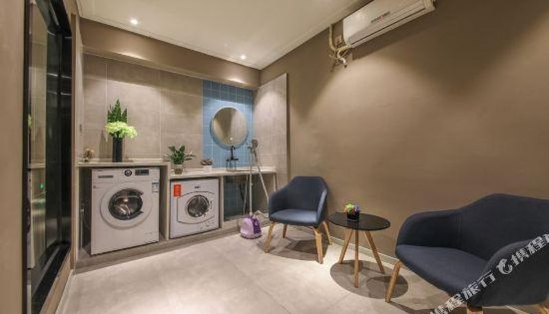 Innenbreich - Home Inn (Wuhan Hanjiang Road Pedestrian Street Xunlimen Metro Station)