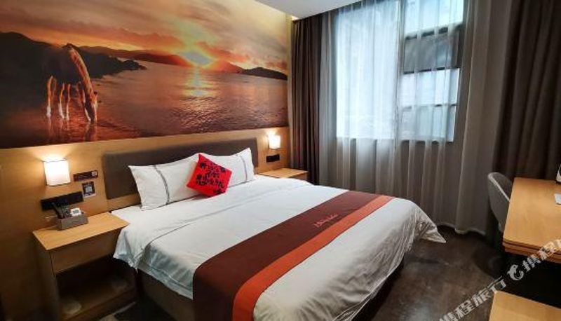 Zimmer - Wuhan)  Jianghan Road Junyi Chain Hotel (Xunlimen Subway Station Branch
