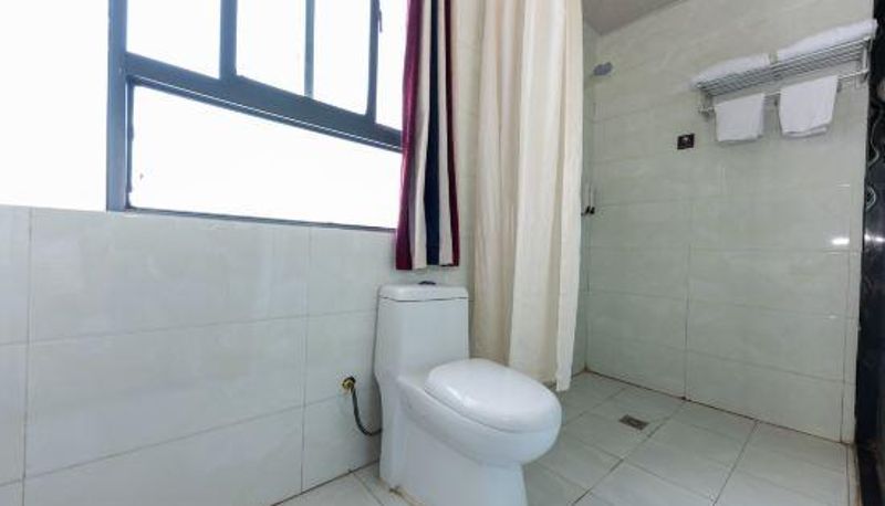 Zimmer - Shangyite Hotel Chain (Wuchang Institute of Technology Intercity Railway Miaoshan Station Branch)