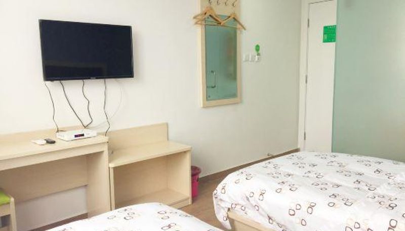 Room - 99 Preferential Hotel (Tangshan Shengli Road Hehuakeng Market Shop)