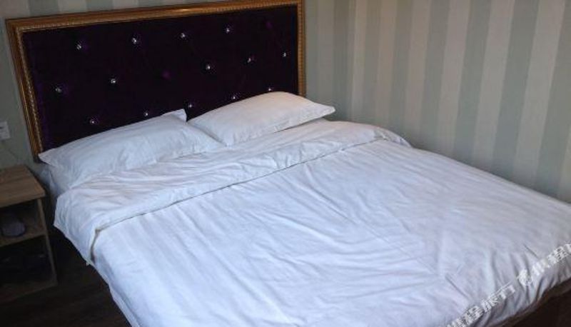 Widok wnętrza - Yijia Express Hotel